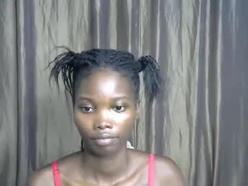 africana_slimqueen live stage