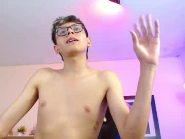 alexcum_18 live stage