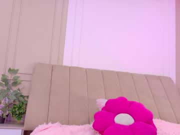 ameliiaa_smith live stage