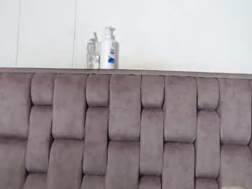 andrea_bigtits69 live stage
