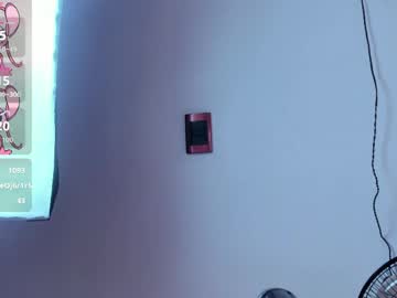 carolinemiller1 live stage