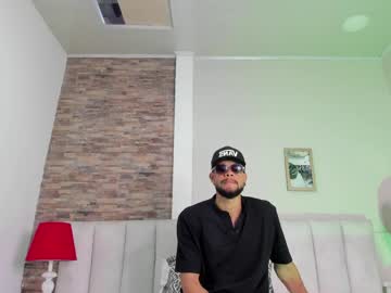 cero_khalifa live stage