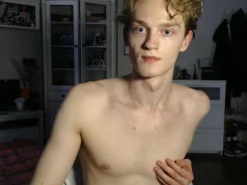 daniel_yumm live stage