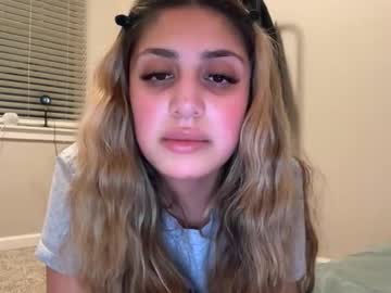 daniellarae1 live stage