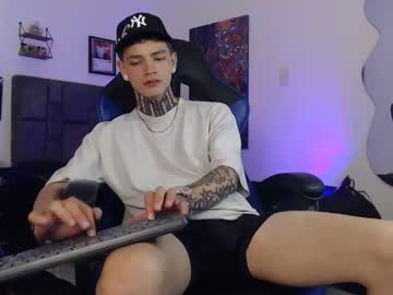 dann_brown live stage