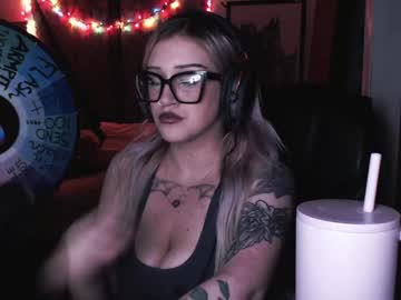 demongf live stage