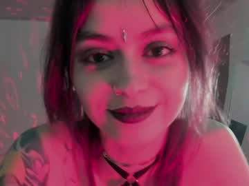 ephemeral_hot live stage