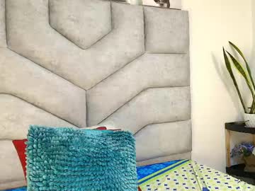 fernanda_hot_swee live stage