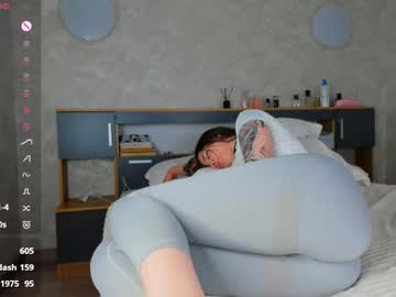 flirtykitty_ live stage