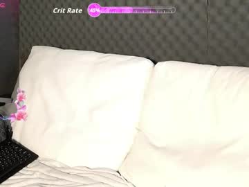 fluffy_cloude live stage