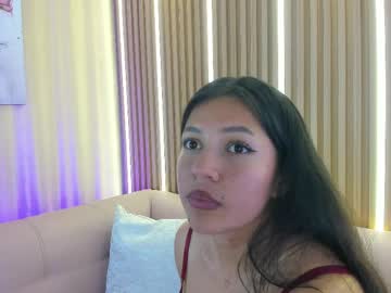 kamy_glam live stage