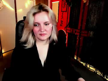 katybriggs live stage