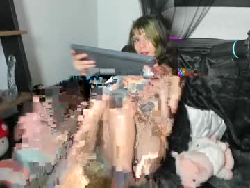 lucyjade2 live stage