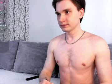 maximum_hot live stage