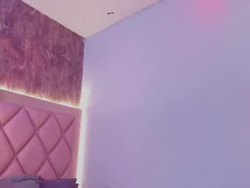 megan_and_clohe live stage