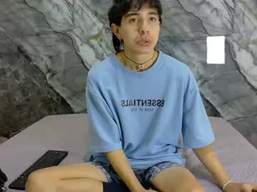 noahwalker__ live stage