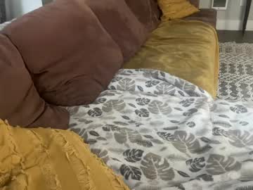 queenpeachz live stage