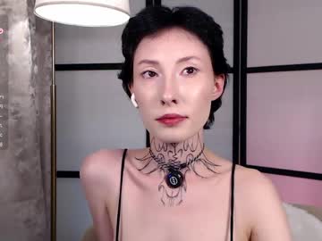 roxy_morrison_x live stage