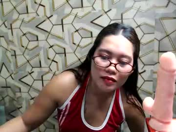 ur_prettychelsie18 live stage