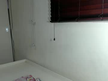 urasian_ladyboyxxx live stage
