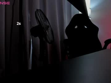 viictoria_becker live stage
